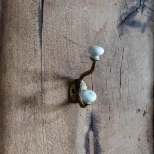 DOUBLE BRASSHOOK with ceramic knobs