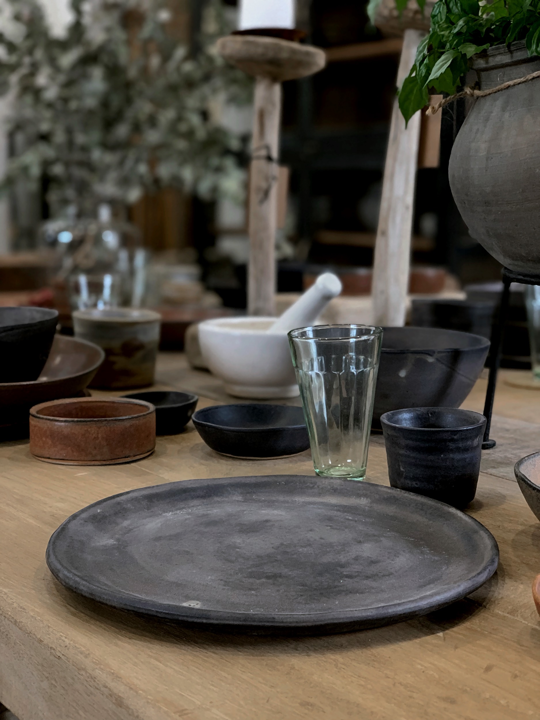 FLOW BadAss dinner plate (Blackish)