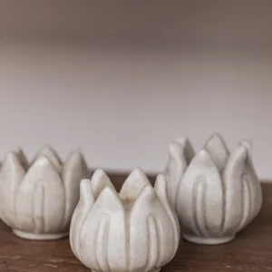 LOTUS Marble candleholder