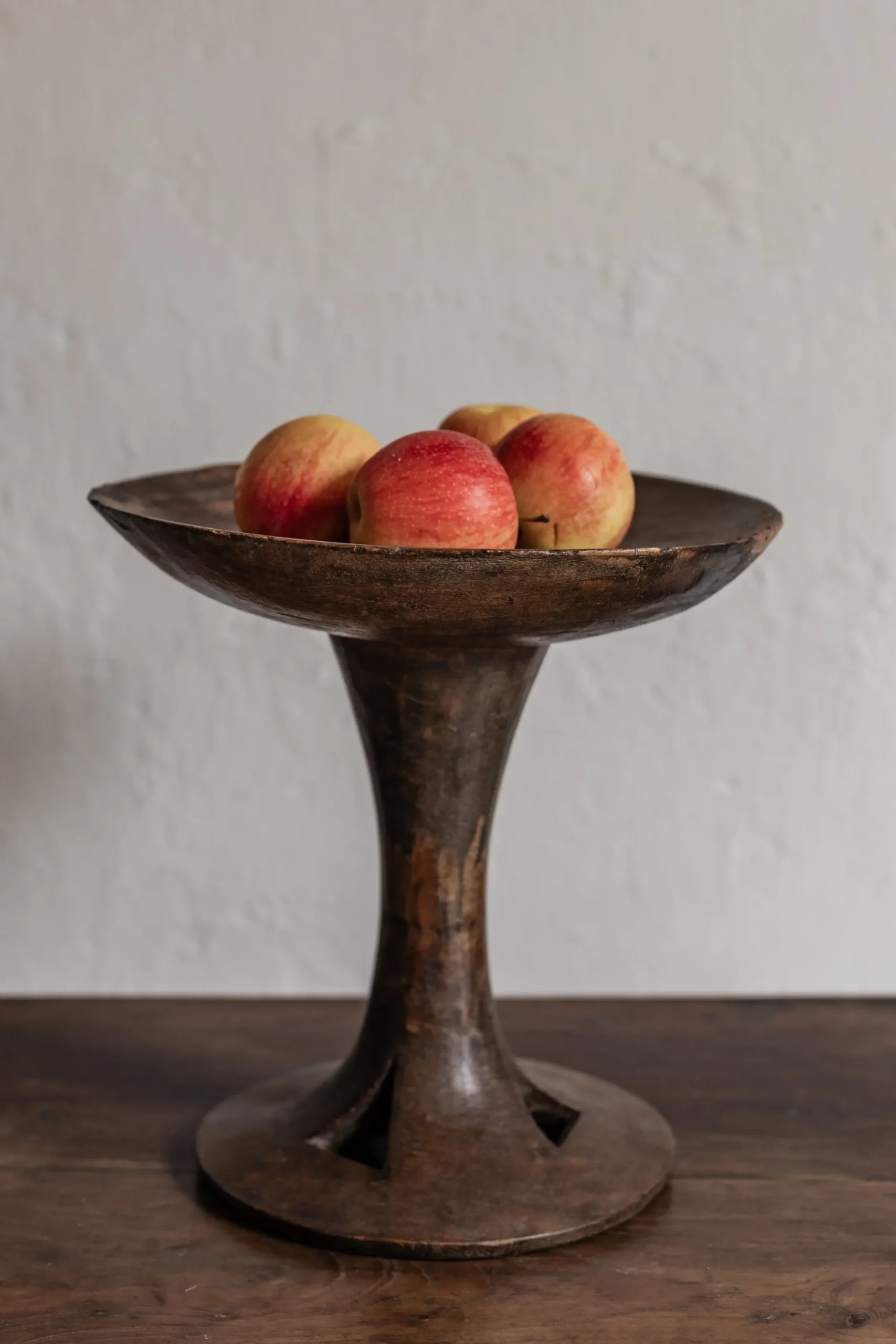 VINTAGE fruit bowl