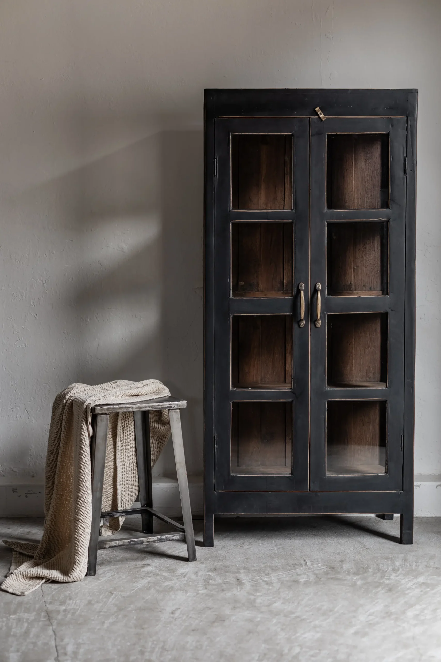 VINTA vintage teak cabinet 146 cm in black