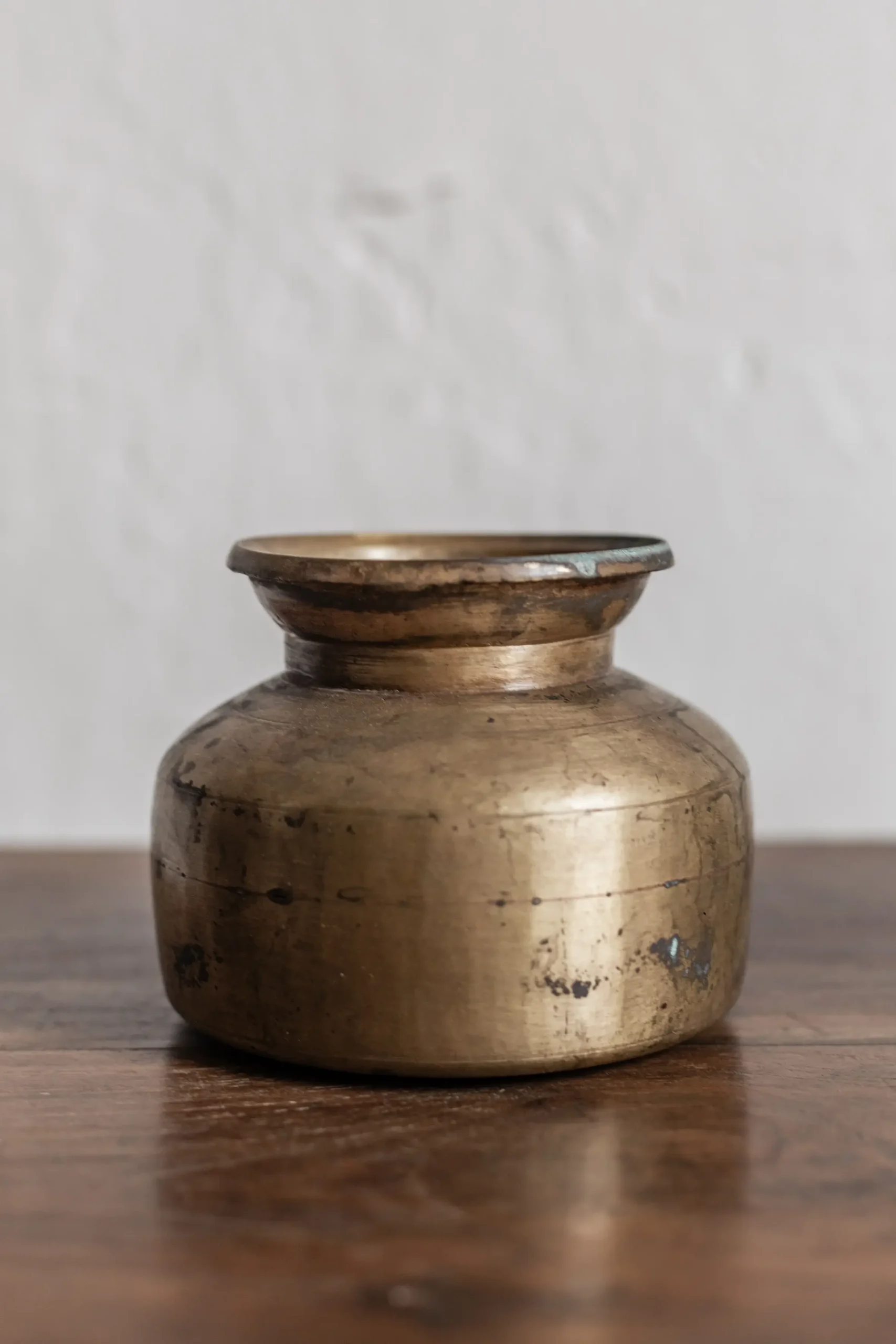 UNIQ vintage brass vase 12