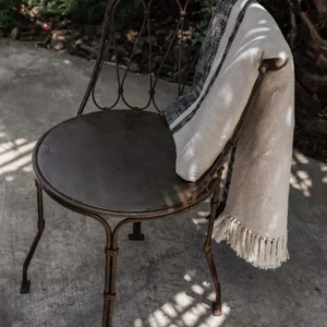 PEACOCK iron chair