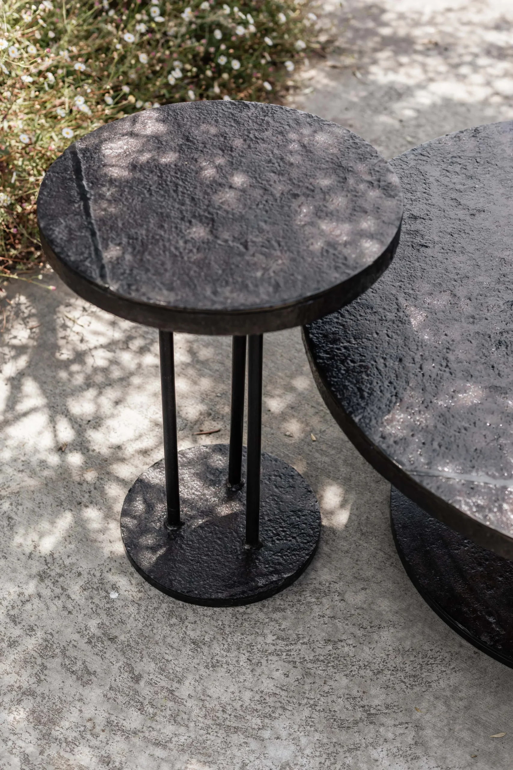Round iron side table 35 cm
