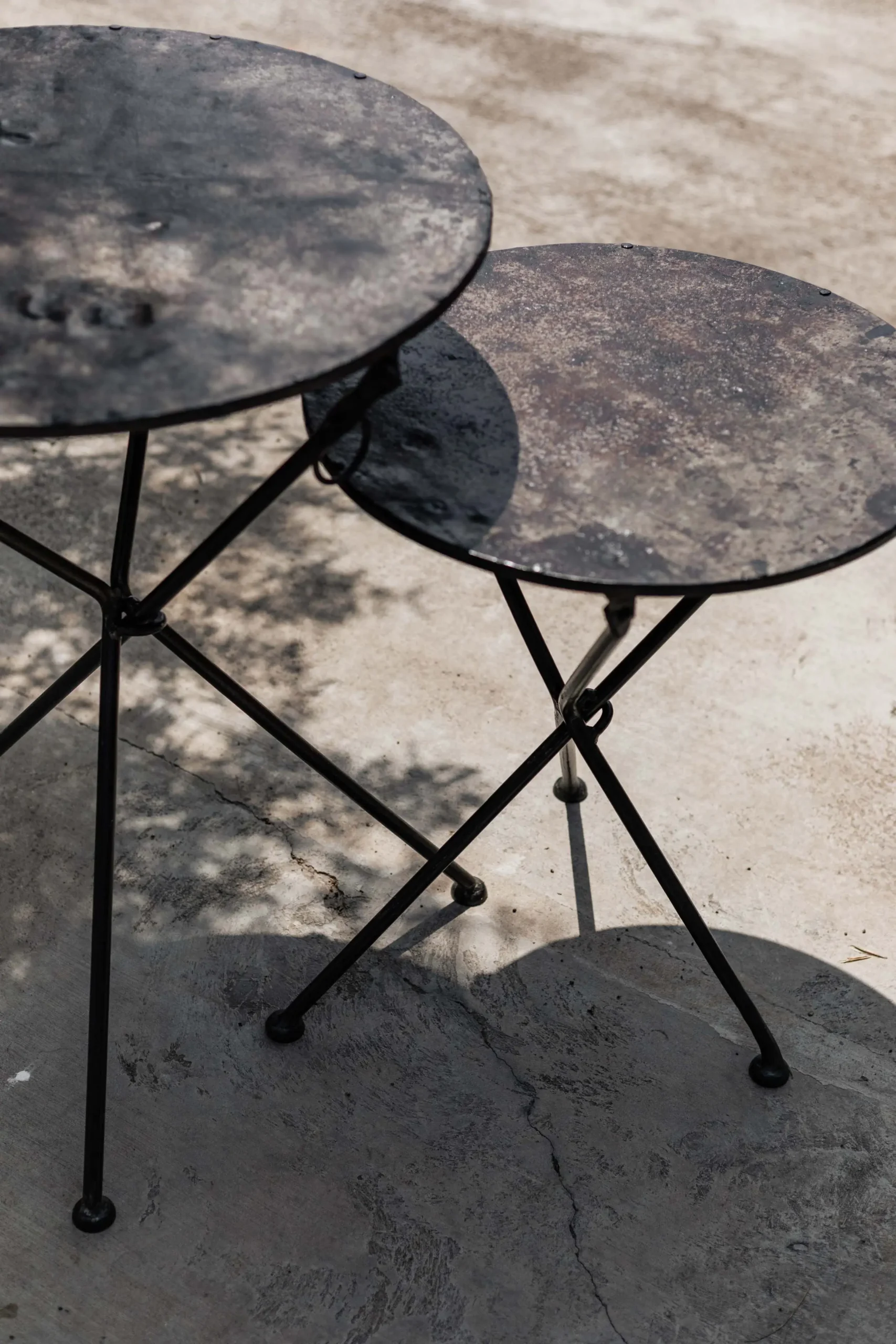 Iron side table in reclaimed iron 50 cm