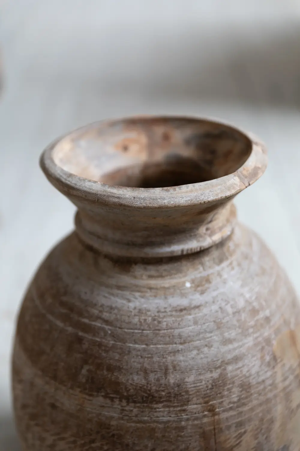 Flowerpot in vintage wood KULI - Image 2