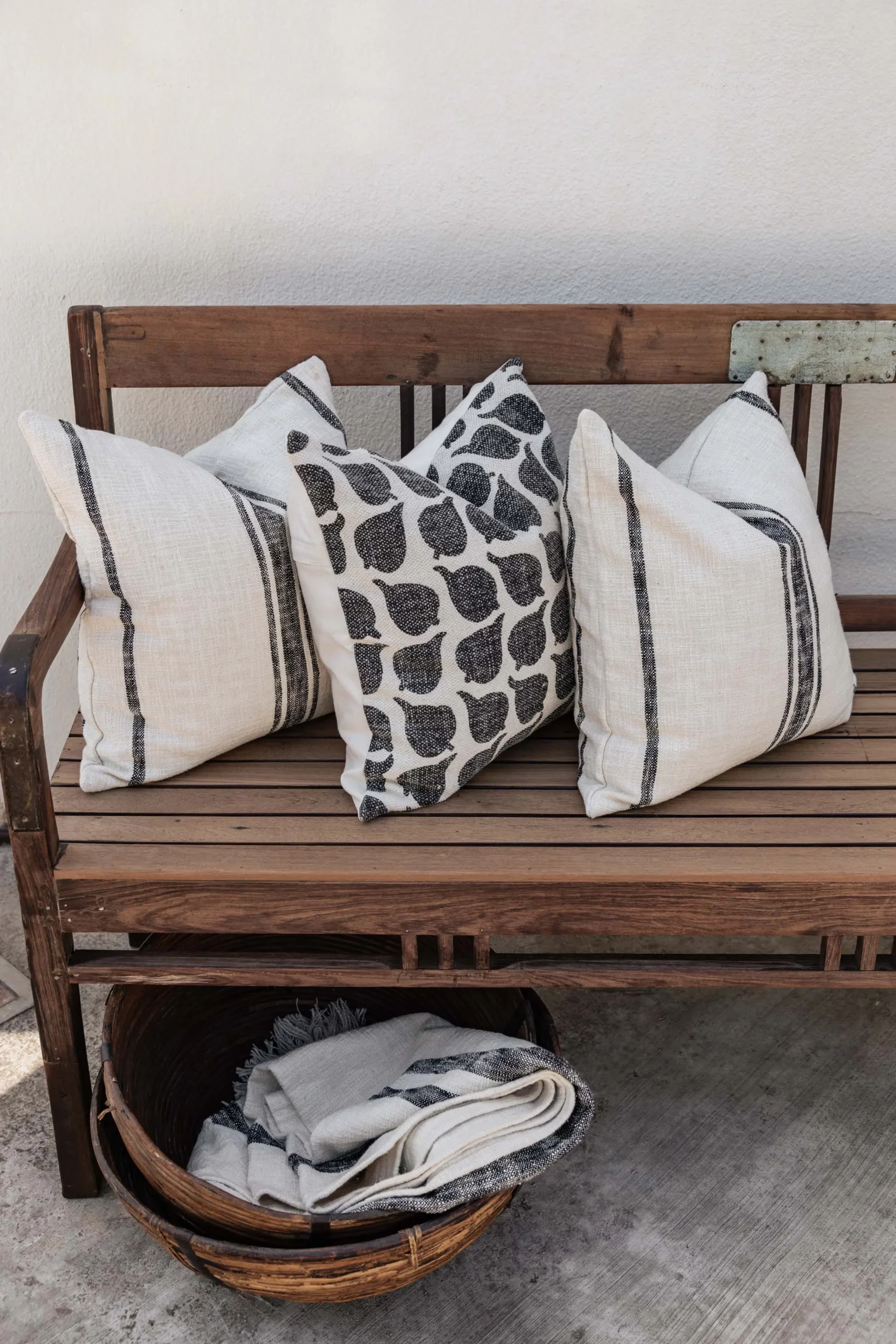 BRAVA vintage teak bench - Image 3