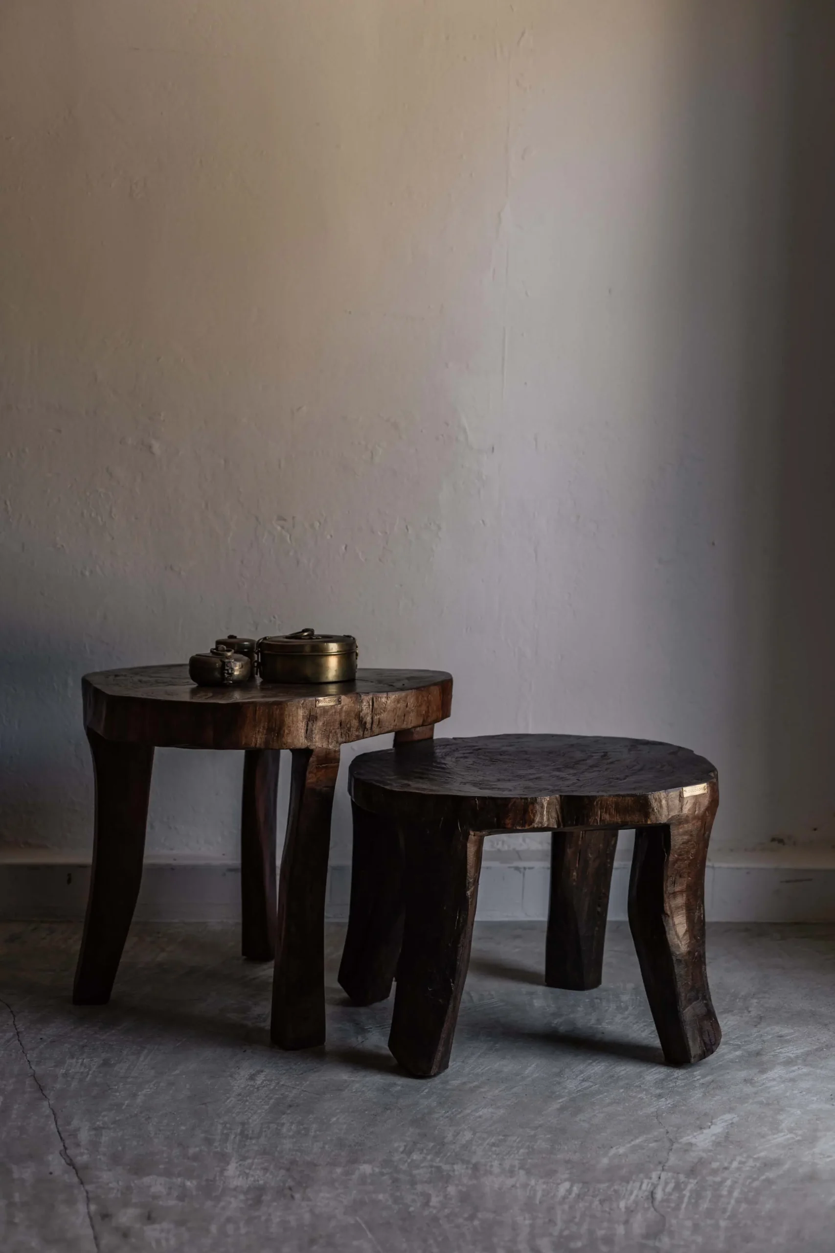 NAGA vintage sofa table round - Image 4