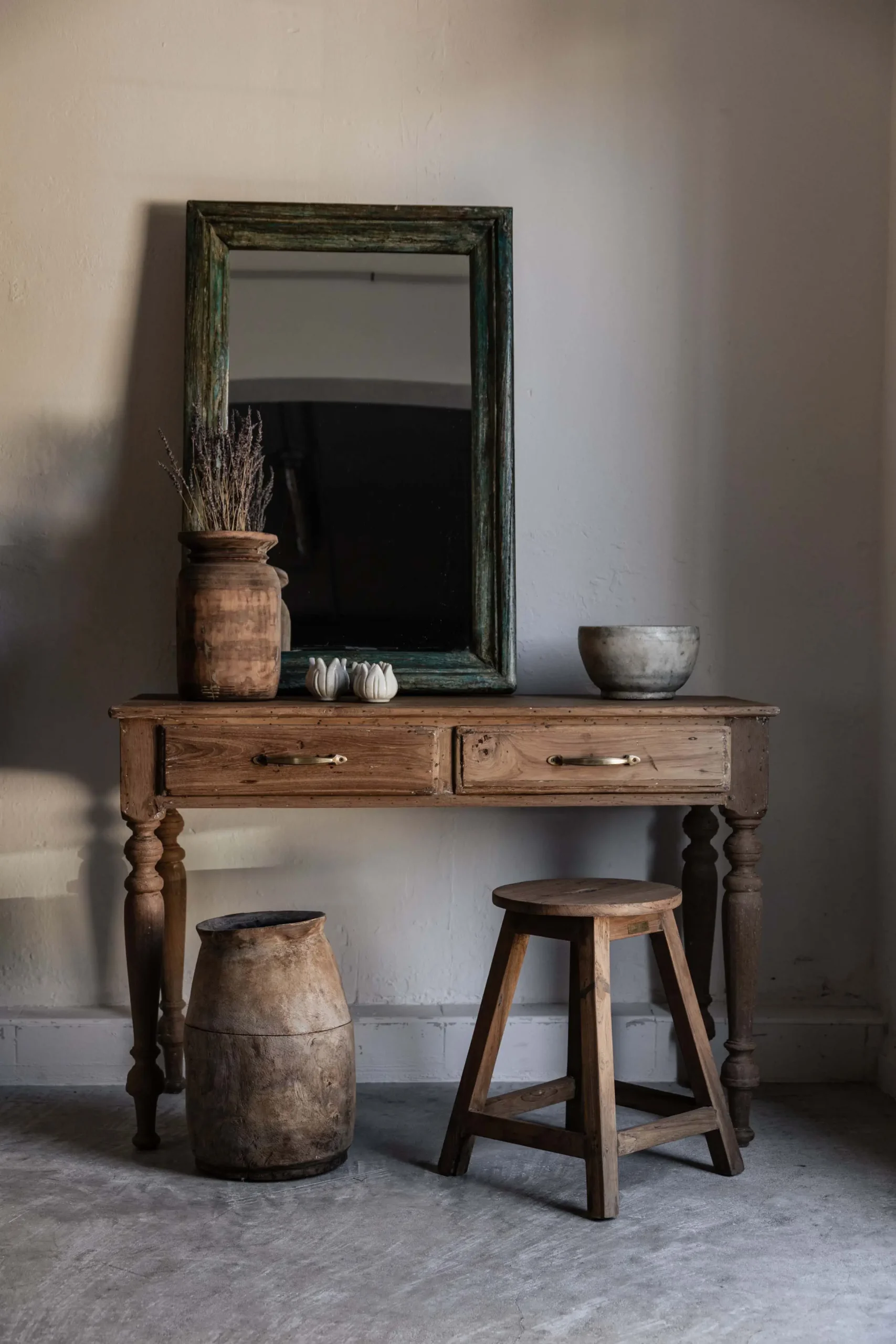 RUSTI vintage writing desk in teak