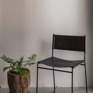 Handmade black leather dining chair with iron frame and contrast stitching by Sol y Luna, Spain — Soulosofie Mallorca