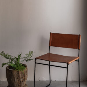 Handmade black leather dining chair with iron frame and contrast stitching by Sol y Luna, Spain — Soulosofie Mallorca