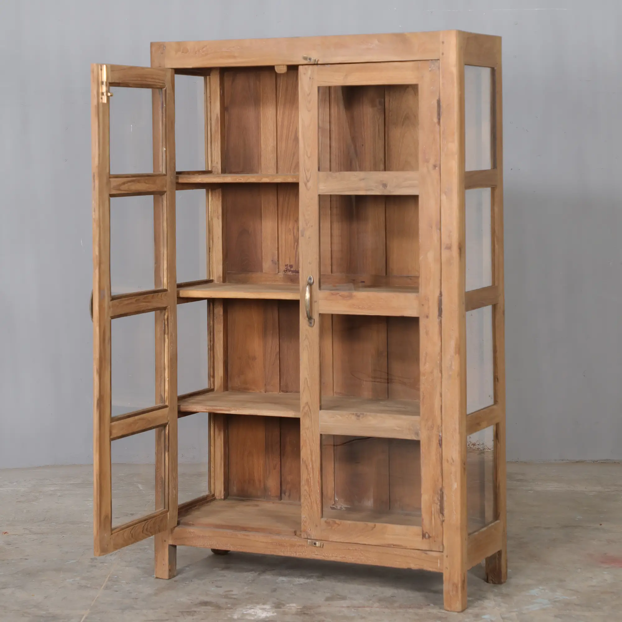 Vintage wooden and glass cabinet INDE - Image 3