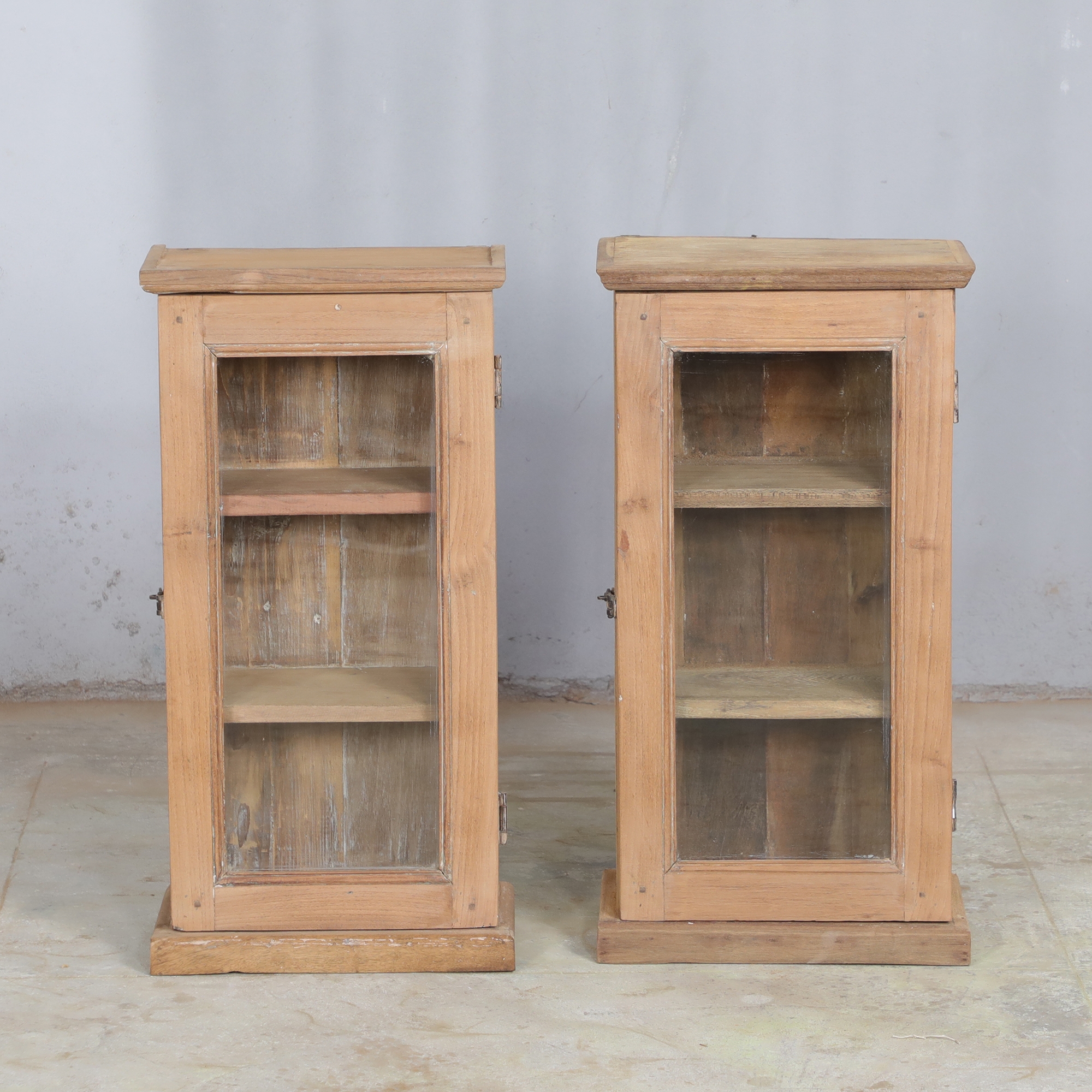 Vintage Teak Wall Cabinet – Narrow Glass Door Storage SANA