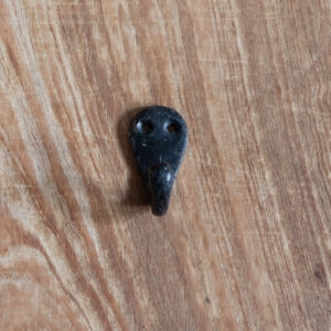 Single wall hook in iron