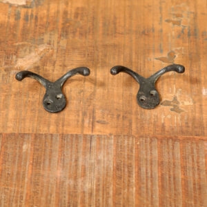 Double wall hook in reclaimed iron