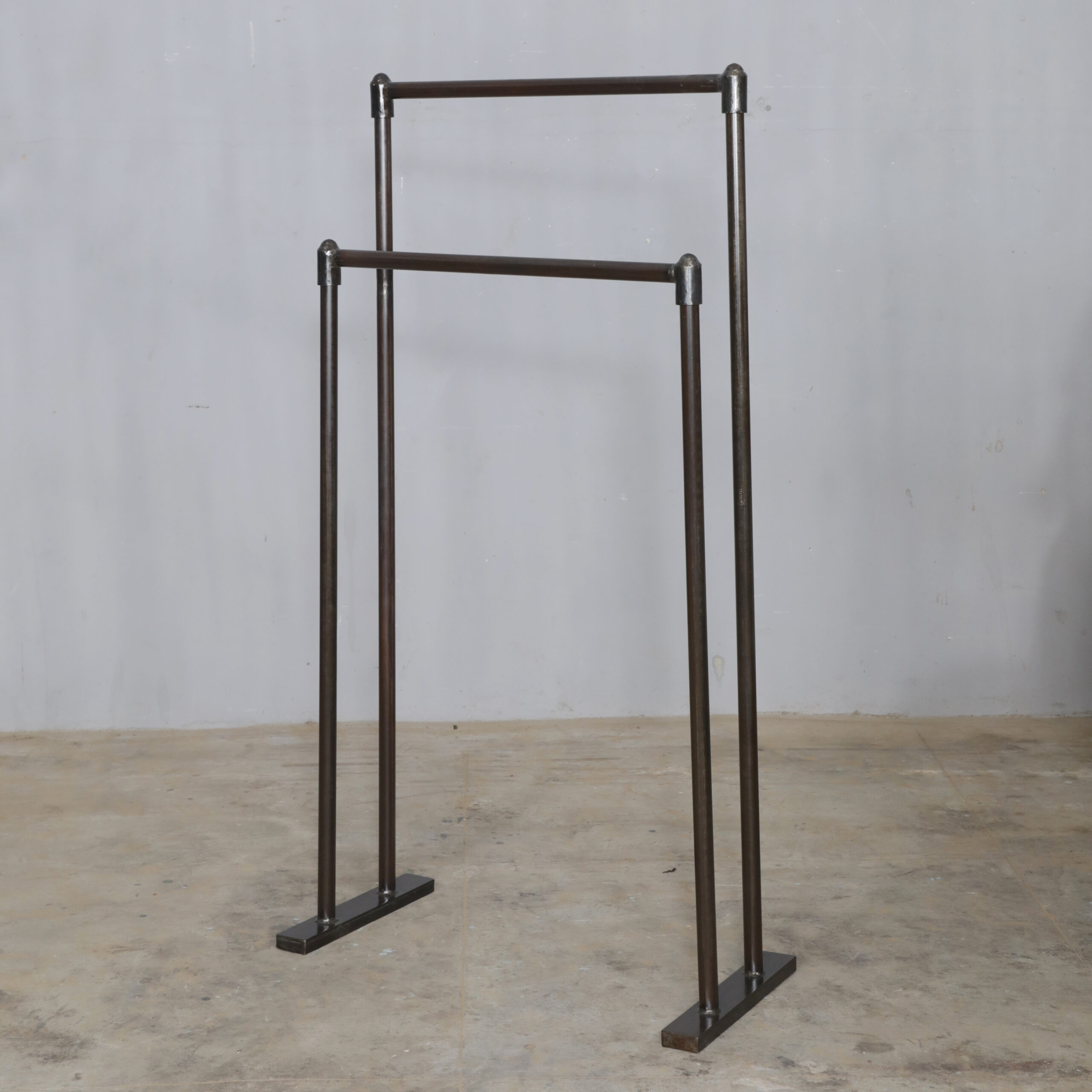 RUG RACK in iron