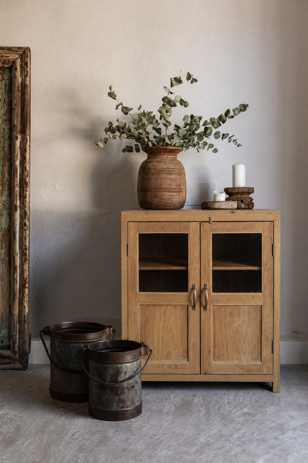 Compact vintage teak cabinet, cm. Bedside table, small sideboard or hidden storage. Shop at Soulosofie, Mallorca.